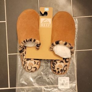 Reef Slippers Size 9